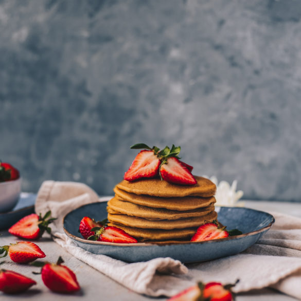 vegan quinoa pancakes with strawberries photography
