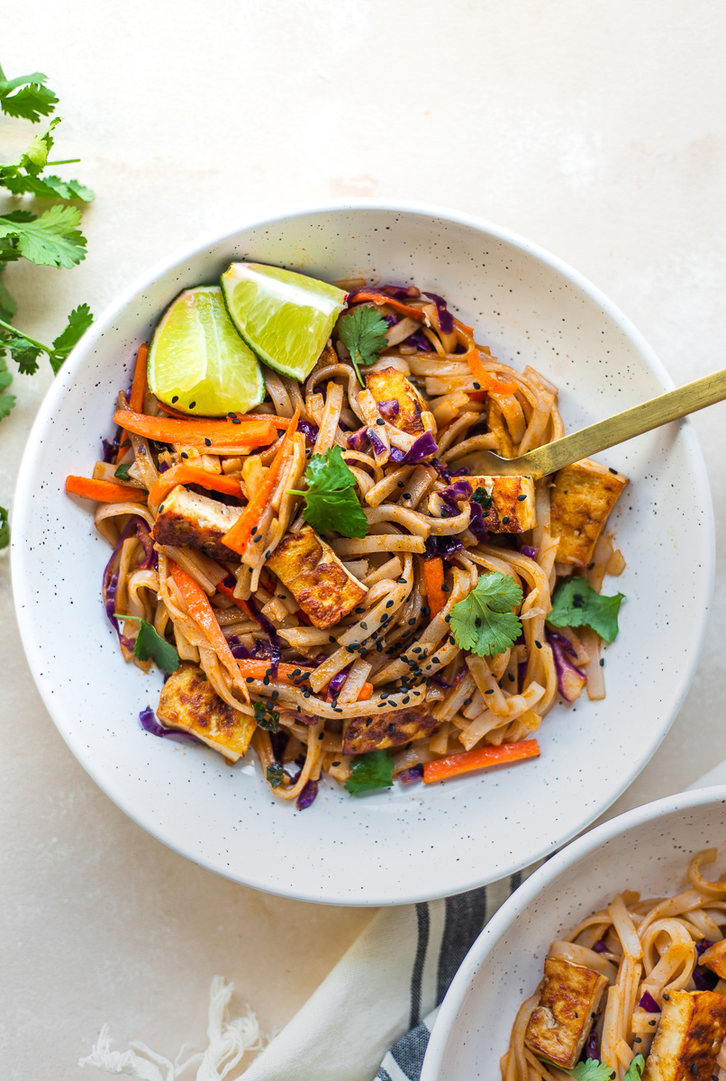 Vegan Curry Noodle Bowls With Tofu - NattEats