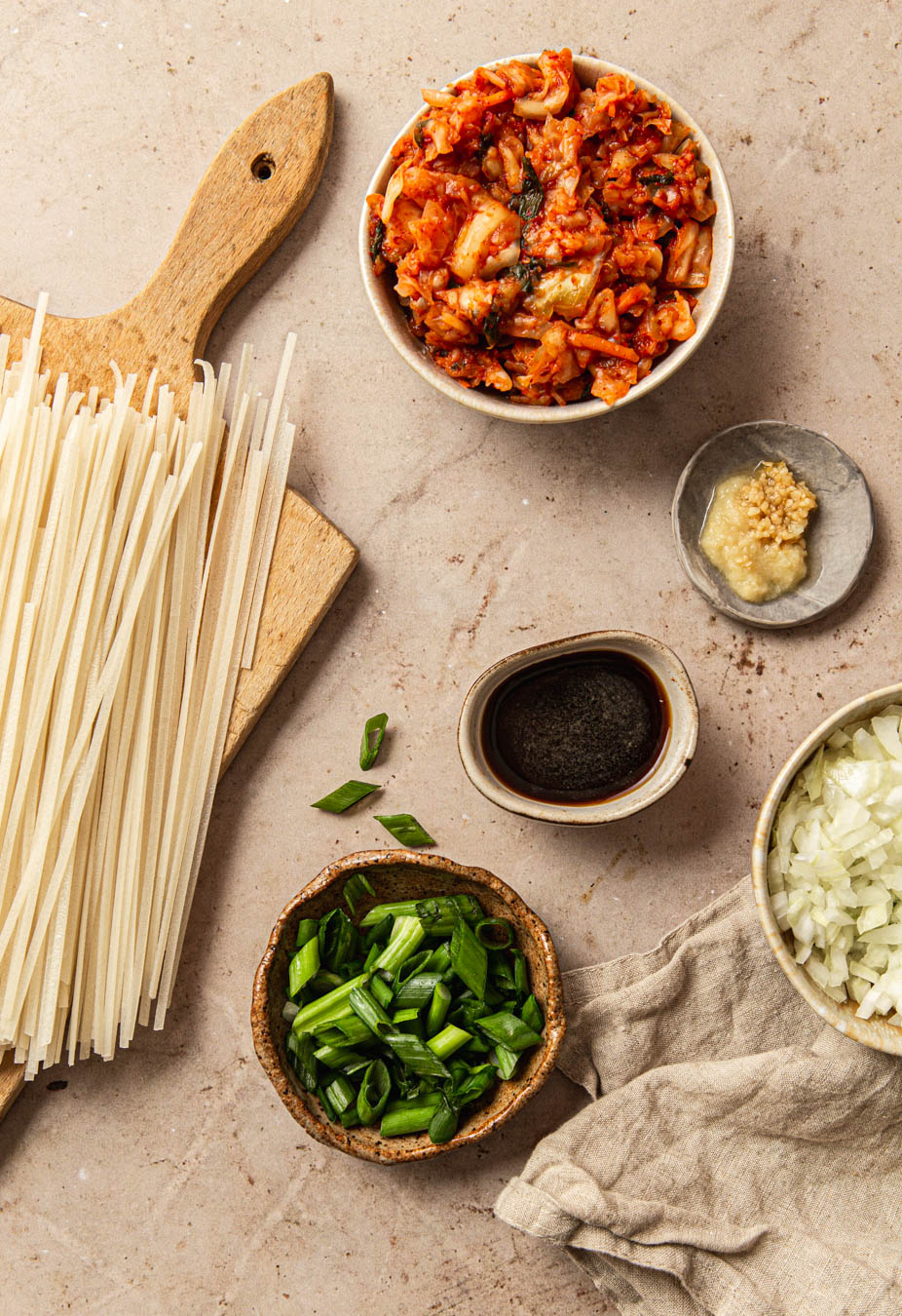 spicy kimchi noodles ingredients