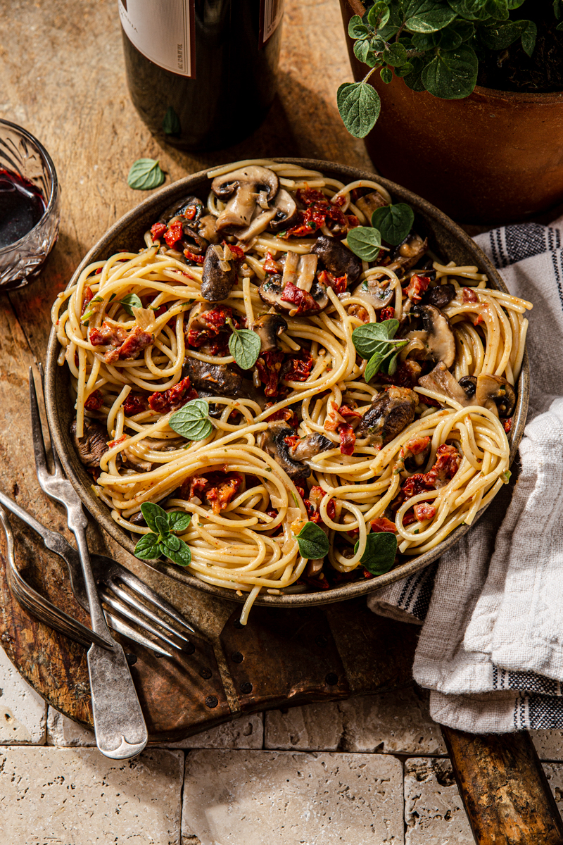 Creamy Sun Dried Tomato Mushroom Pasta (dairy-free) - NattEats